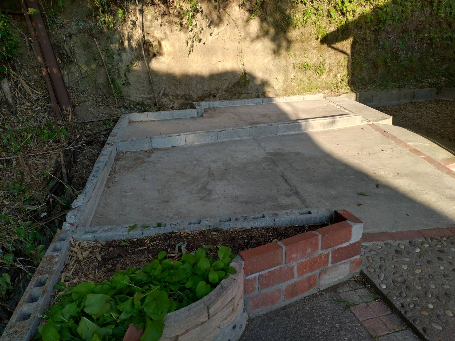 木造物置・駐輪場・板塀の解体工事