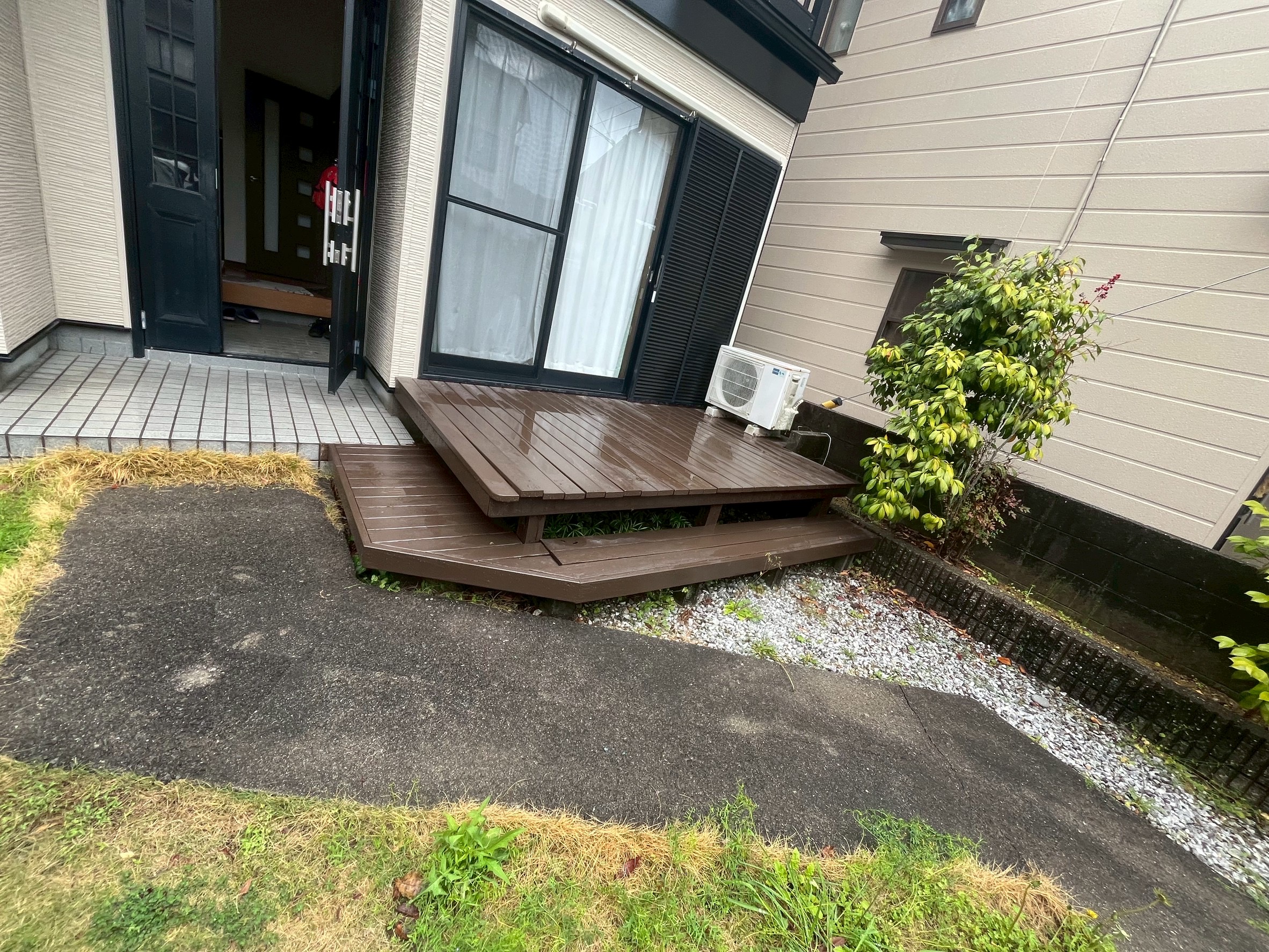 2段式ウッドデッキの解体・撤去工事