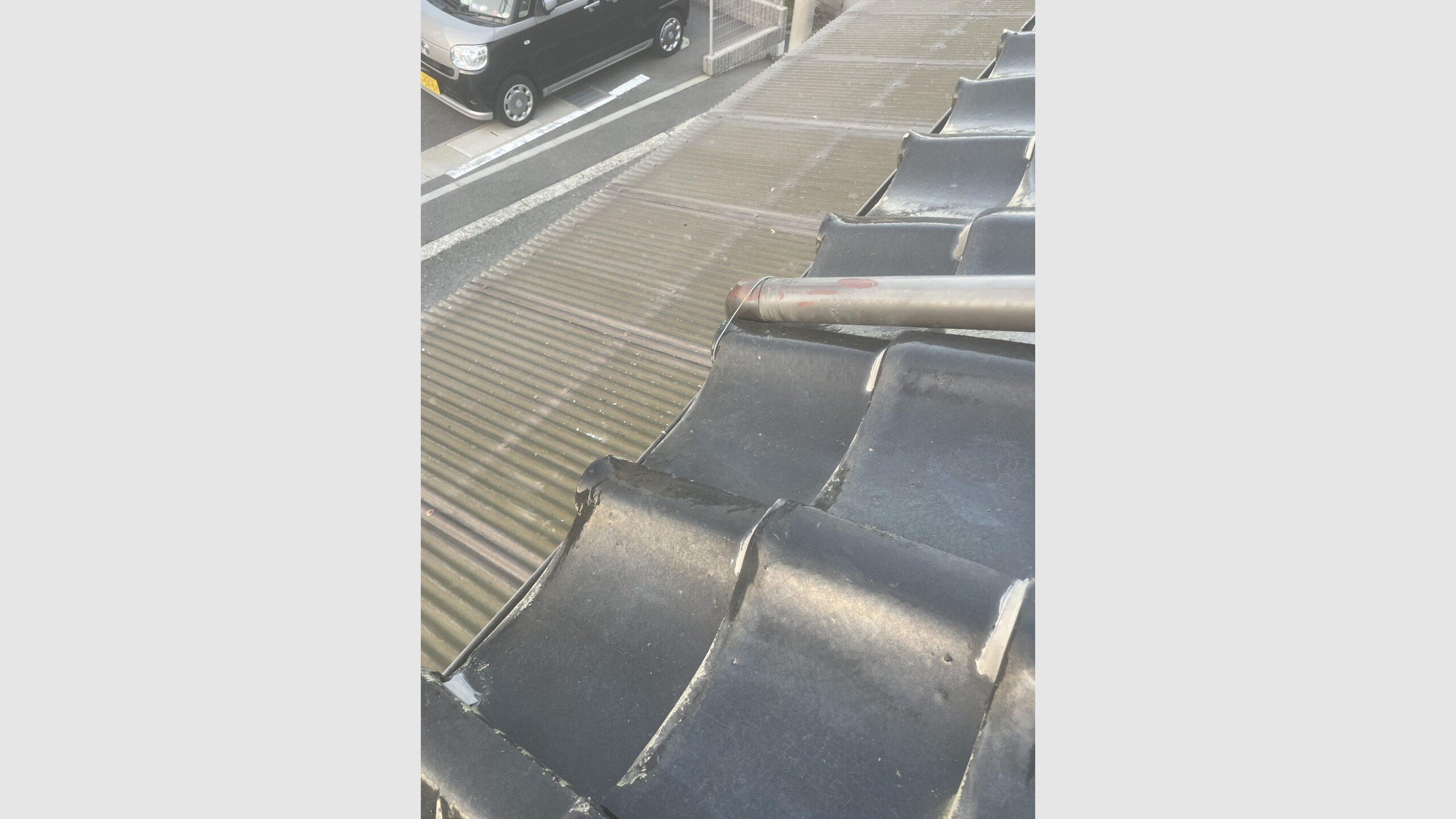 空き家の雨樋外れ修理工事